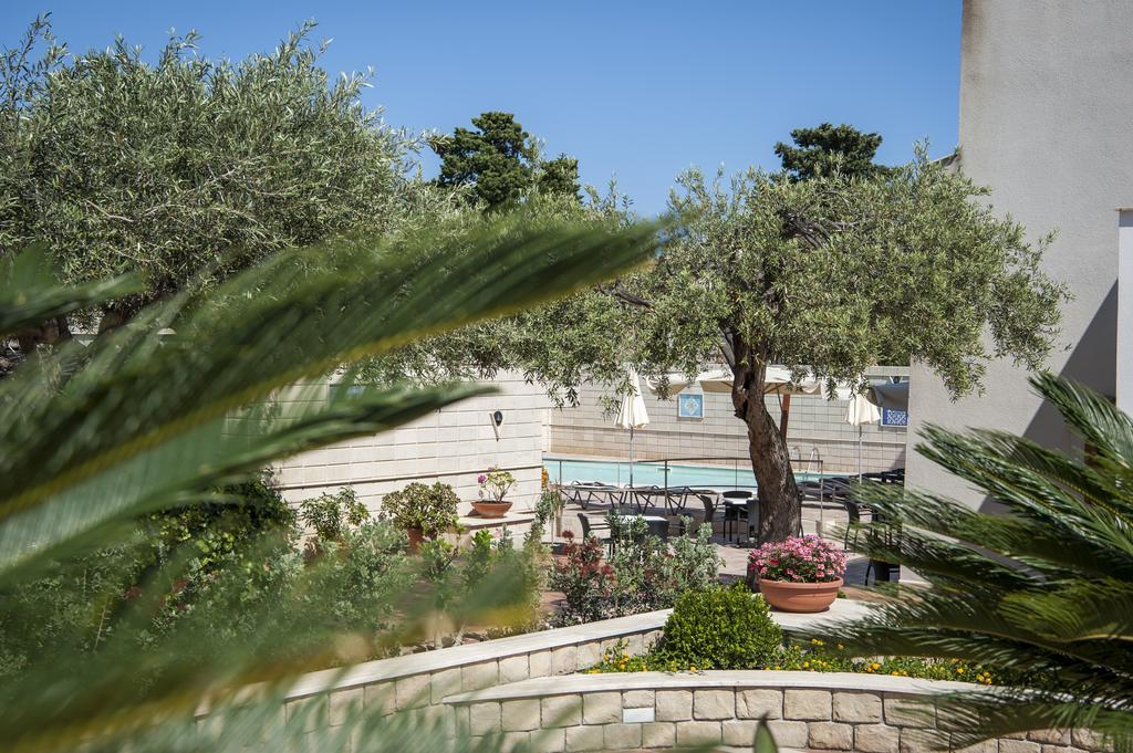 Hotel Baia Del Capitano تْشيفالو المظهر الخارجي الصورة